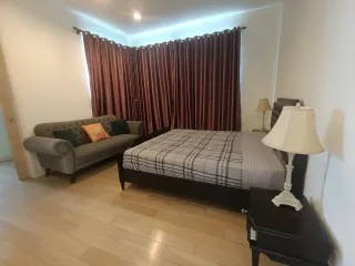 Condo en alquiler de 2 habitaciones en Bang Lamung, Chonburi