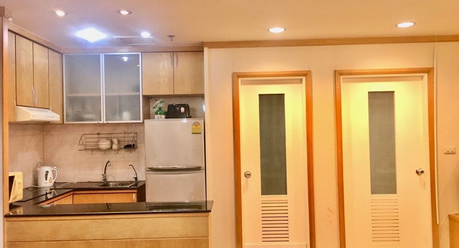 For rent 2 ベッドルーム condo in Watthana, Bangkok