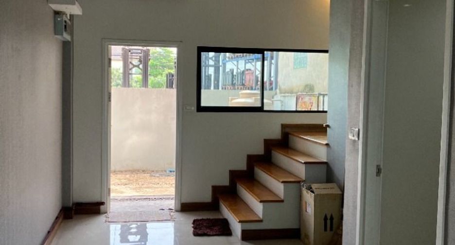 Büro zur Miete in Prawet, Bangkok