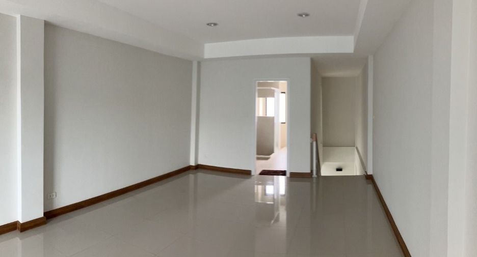 Büro zur Miete in Prawet, Bangkok