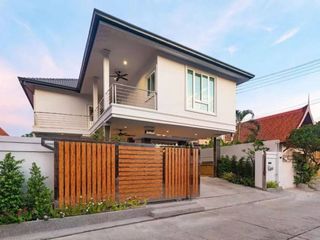 ให้เช่า 5 ห้องนอน วิลล่า ใน บางละมุง, ชลบุรี