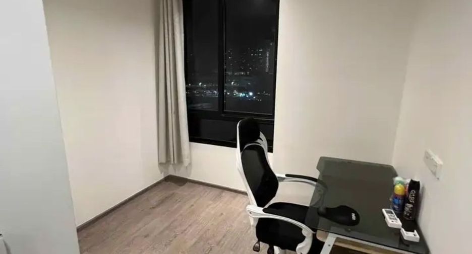 For rent 2 bedrooms condo in Chatuchak, Bangkok