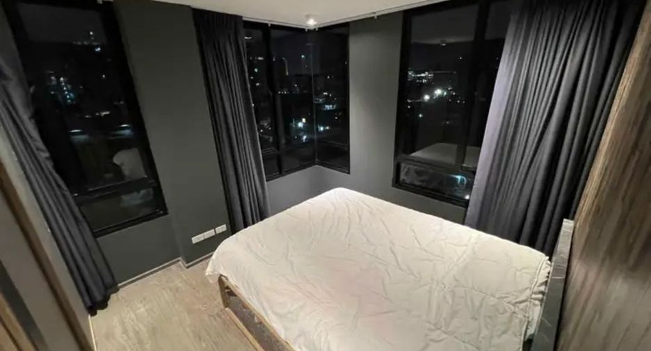 For rent 2 bedrooms condo in Chatuchak, Bangkok