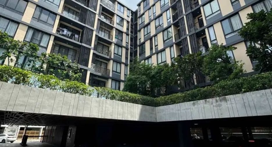 For rent 2 bedrooms condo in Chatuchak, Bangkok