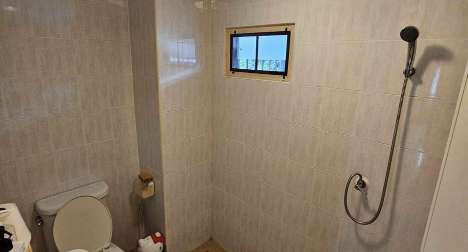 For sale 3 bedrooms retail Space in Bang Lamung, Chonburi