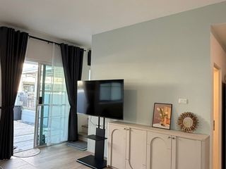 For rent 3 bedrooms townhouse in Prawet, Bangkok