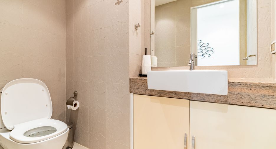 For sale 2 bedrooms condo in Mueang Phuket, Phuket