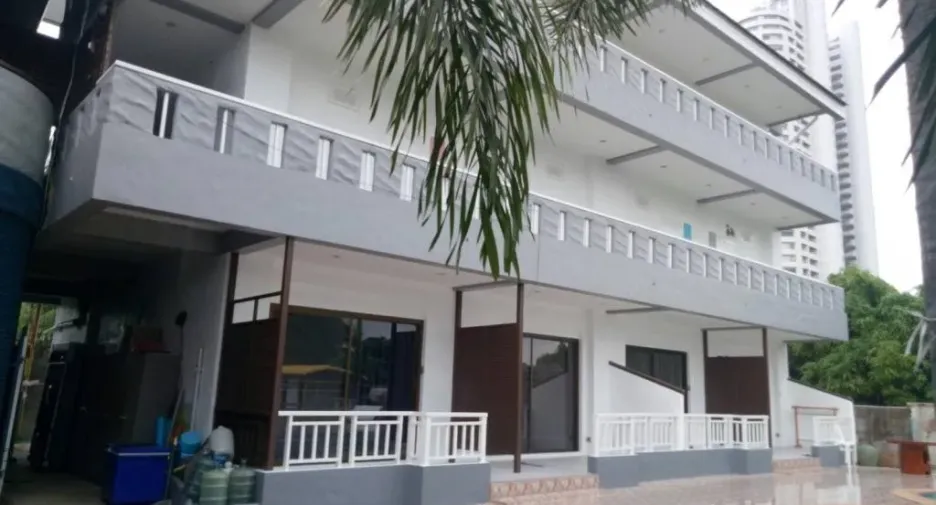 ขาย 17 ห้องนอน โรงแรม ใน สัตหีบ, ชลบุรี