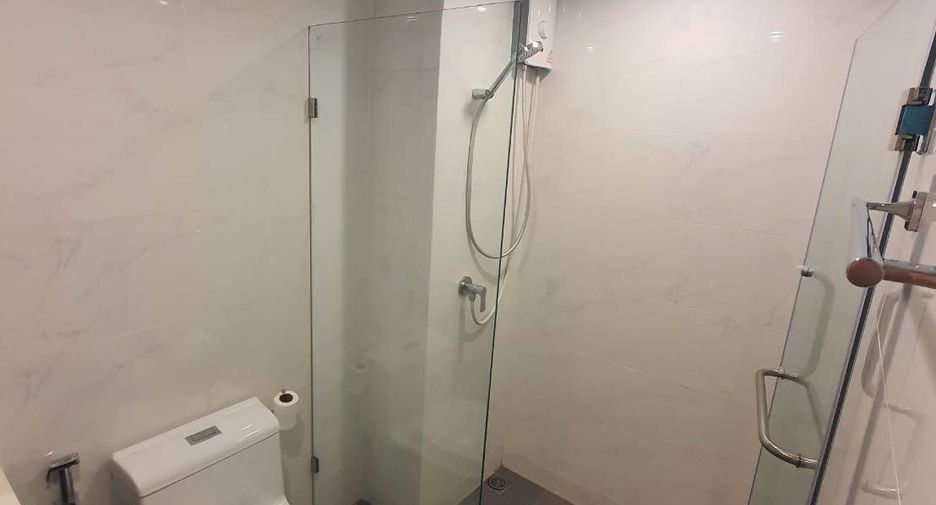 For sale 1 bed condo in Huai Khwang, Bangkok