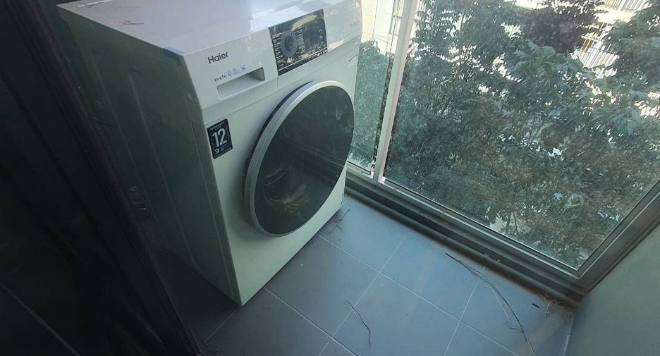 For sale 1 bed condo in Huai Khwang, Bangkok