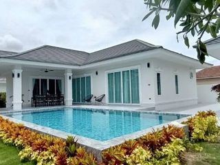 Villa zum Kauf mit 3 Zimmer in Hua Hin, Prachuap Khiri Khan