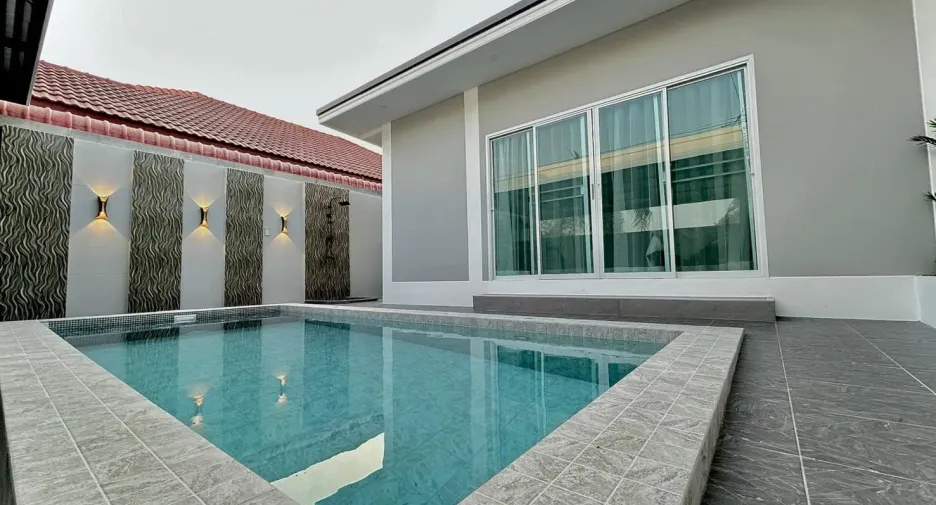 For sale 3 bedrooms villa in Bang Lamung, Chonburi