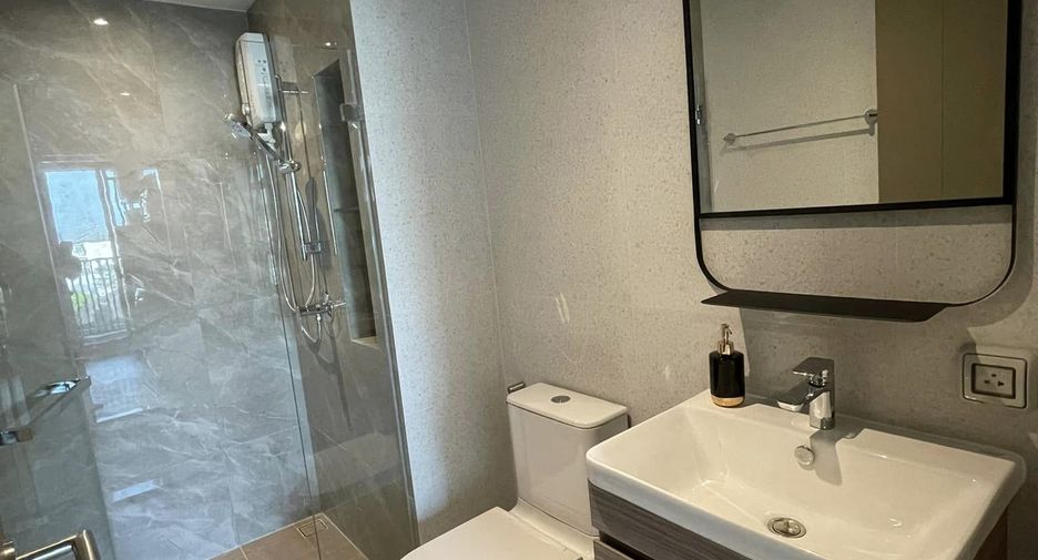 For rent studio condo in Phra Khanong, Bangkok