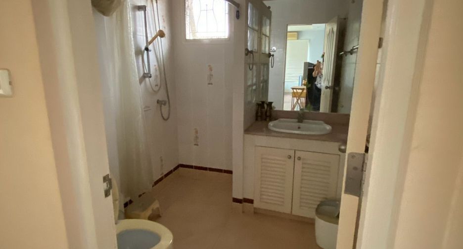 For sale 3 bedrooms house in Saphan Sung, Bangkok