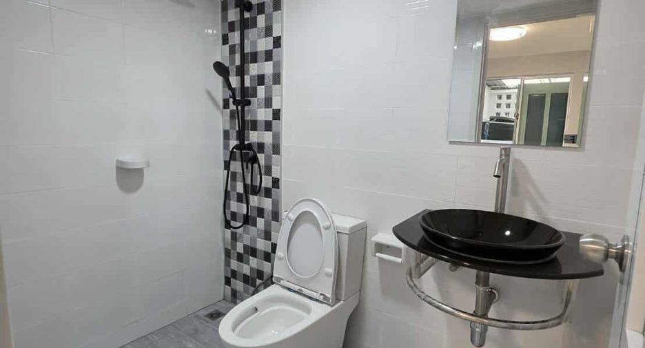 For sale 3 bedrooms townhouse in Thalang, Phuket