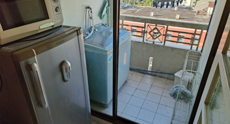 For sale studio condo in Phaya Thai, Bangkok