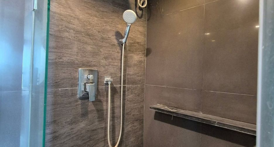 For rent 1 bed condo in Phaya Thai, Bangkok