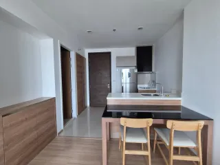 For rent 1 bed condo in Phaya Thai, Bangkok
