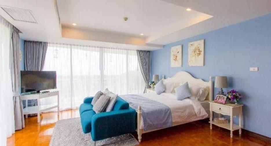 For rent 3 bedrooms condo in Hua Hin, Prachuap Khiri Khan