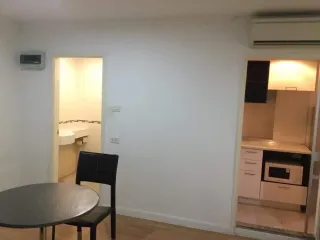 Condo en alquiler de 1 habitaciones en Bang Phlat, Bangkok