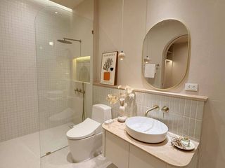 Casa en venta y en alquiler de 4 habitaciones en Bang Khen, Bangkok