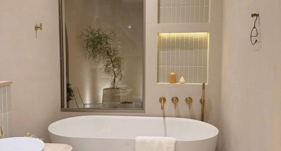 For sale and for rent 4 bedrooms house in Bang Khen, Bangkok