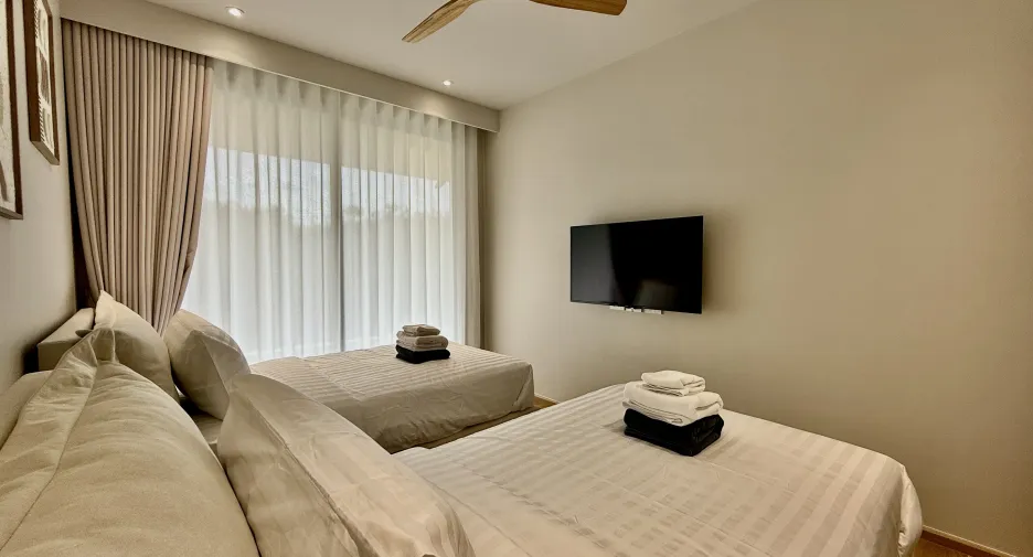For sale 2 bedrooms condo in Thalang, Phuket