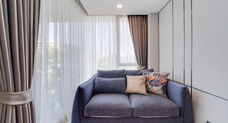 Condo en alquiler de 3 habitaciones en Watthana, Bangkok