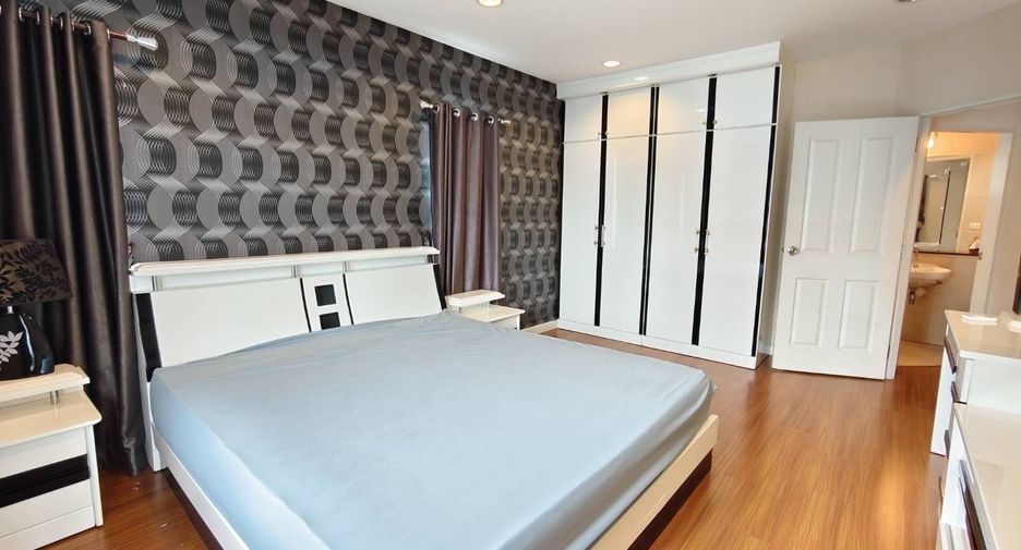 For rent 3 bedrooms house in Lat Krabang, Bangkok