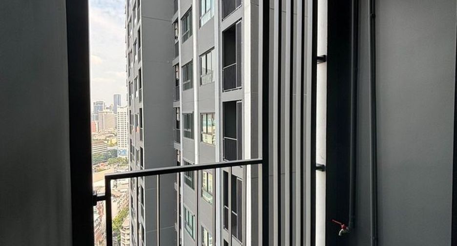 For rent studio condo in Bang Rak, Bangkok