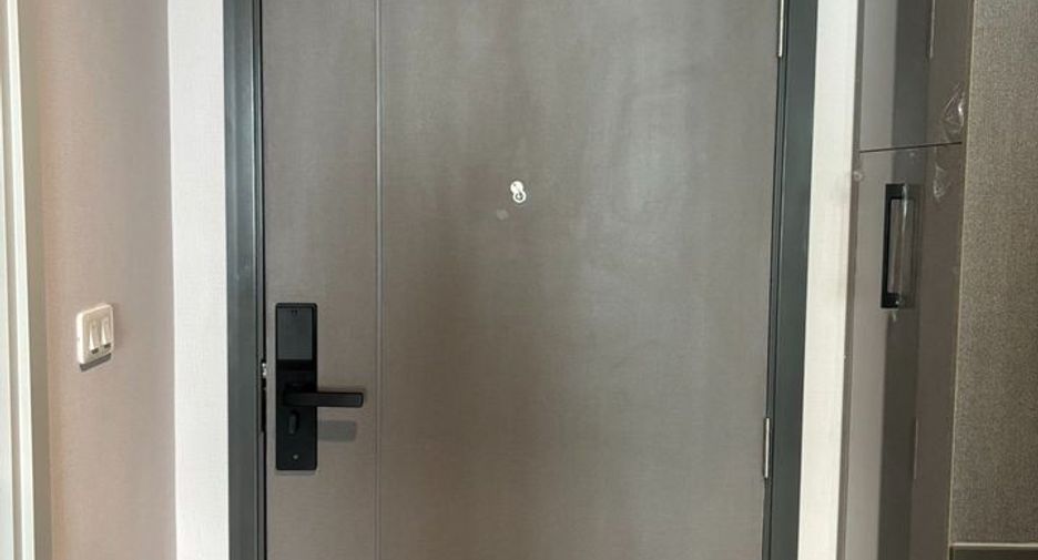 For rent studio condo in Bang Rak, Bangkok
