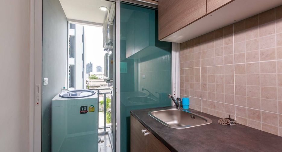 Condo en venta y en alquiler de 1 habitaciones en Phra Khanong, Bangkok
