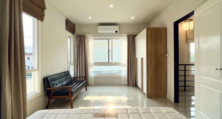 For rent 3 bedrooms house in Mueang Phuket, Phuket