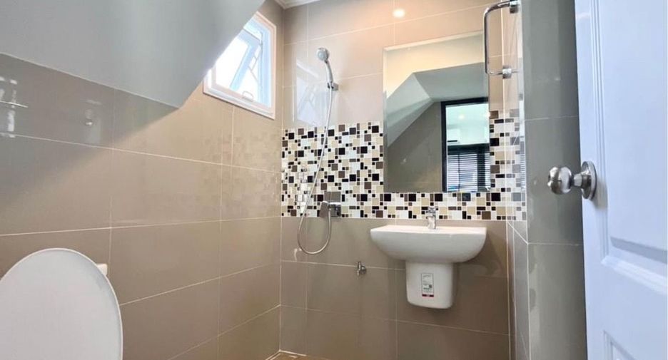 For rent 3 bedrooms house in Mueang Phuket, Phuket
