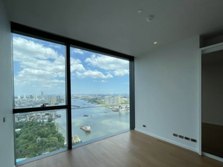 For rent 4 bedrooms condo in Bang Kho Laem, Bangkok