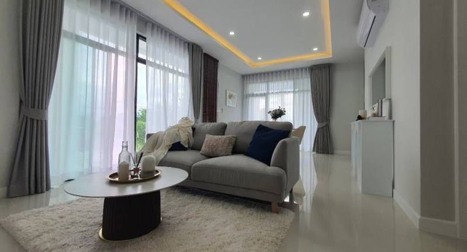 For sale 3 bedrooms house in Hua Hin, Prachuap Khiri Khan
