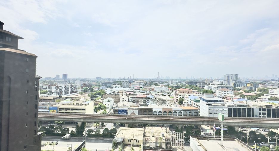 À louer 1 chambre condo à Phra Khanong, Bangkok