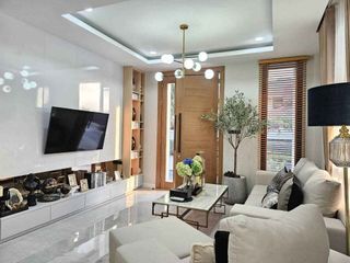 À vendre 4 chambres villa à Bang Lamung, Chonburi