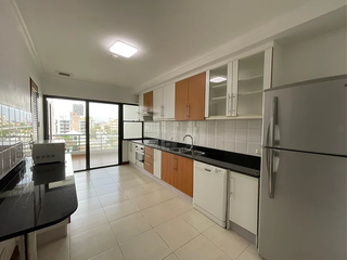 Apartamento en alquiler de 3 habitaciones en Watthana, Bangkok