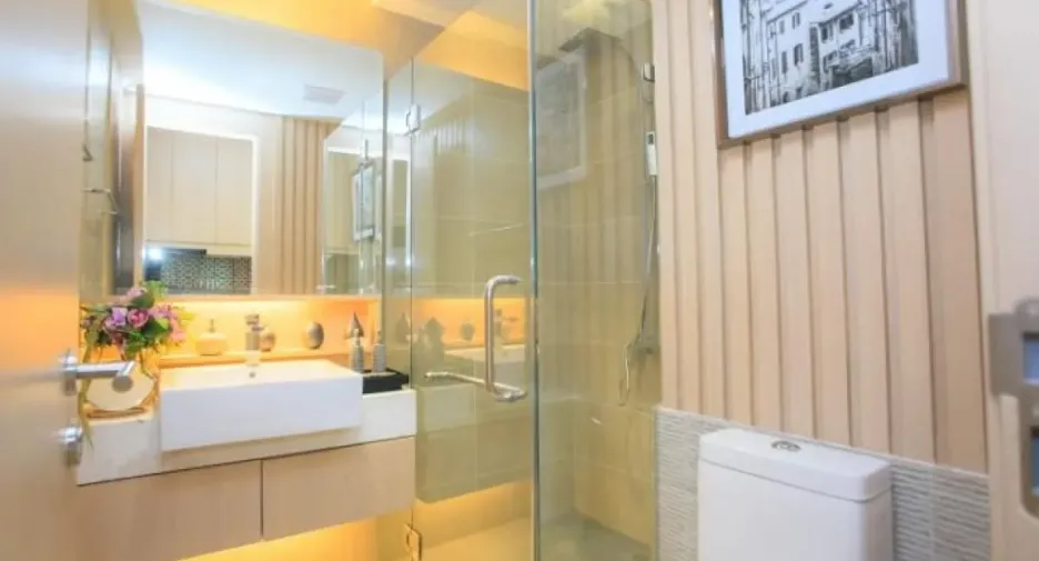 For sale 2 bedrooms condo in Si Racha, Chonburi