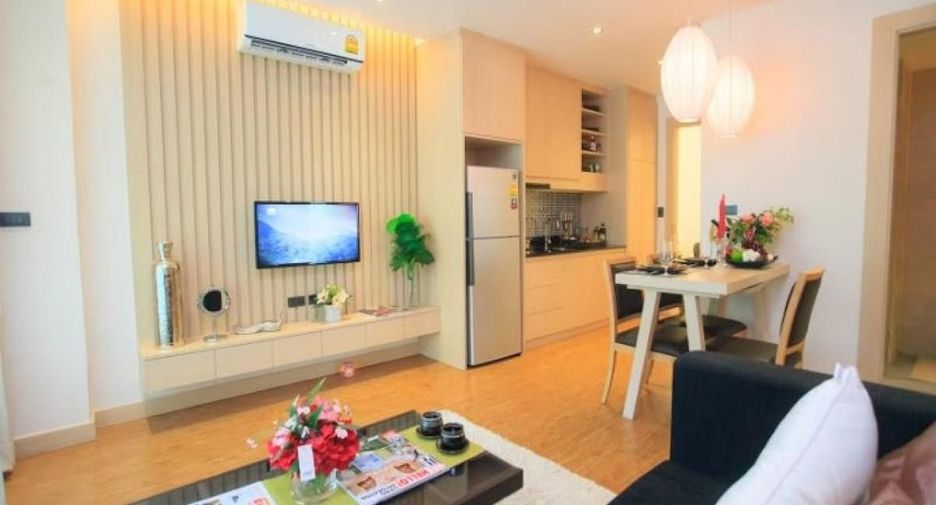 For sale 2 bedrooms condo in Si Racha, Chonburi
