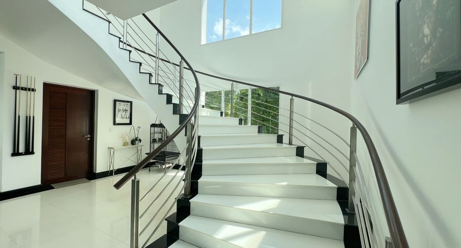 For rent 6 bedrooms villa in Kathu, Phuket