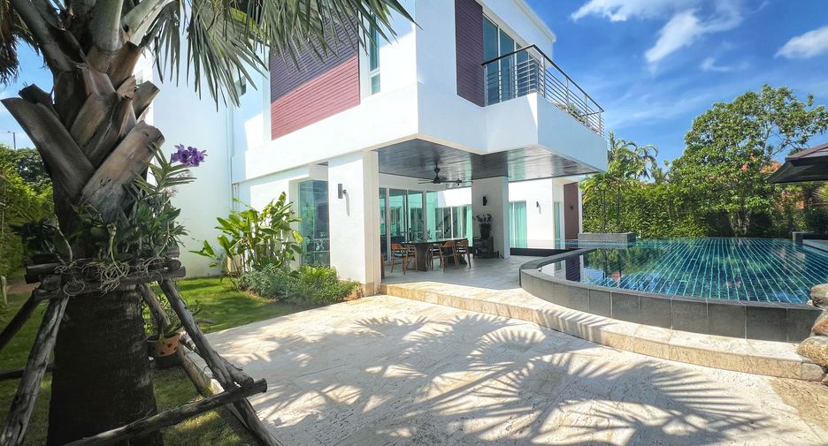 For rent 6 bedrooms villa in Kathu, Phuket