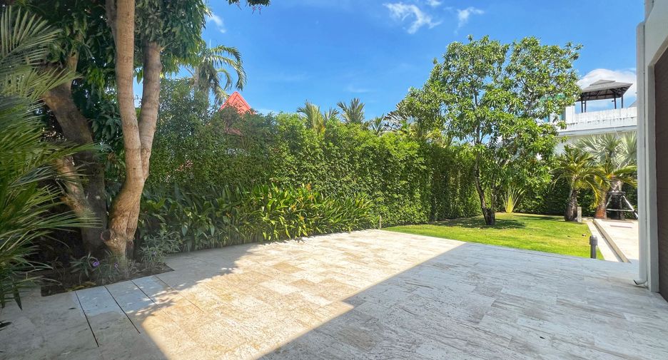 For rent 6 bedrooms villa in Kathu, Phuket