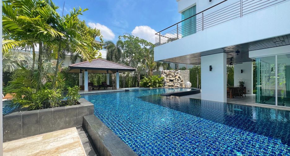 For rent 6 bedrooms villa in Kathu, Phuket