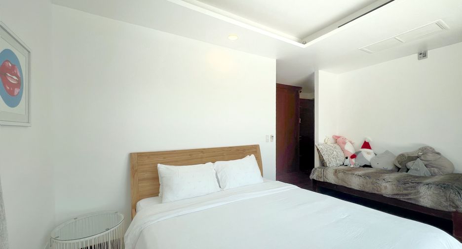 For rent 6 bedrooms villa in Kathu, Phuket