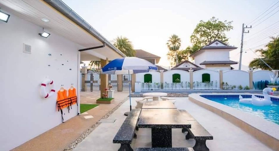 For sale and for rent 5 bedrooms villa in Hua Hin, Prachuap Khiri Khan