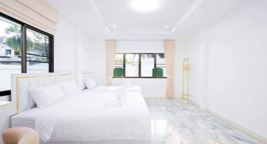 For sale and for rent 5 bedrooms villa in Hua Hin, Prachuap Khiri Khan