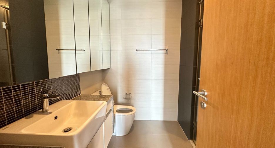 Condo en alquiler de 1 habitaciones en Khlong Toei, Bangkok