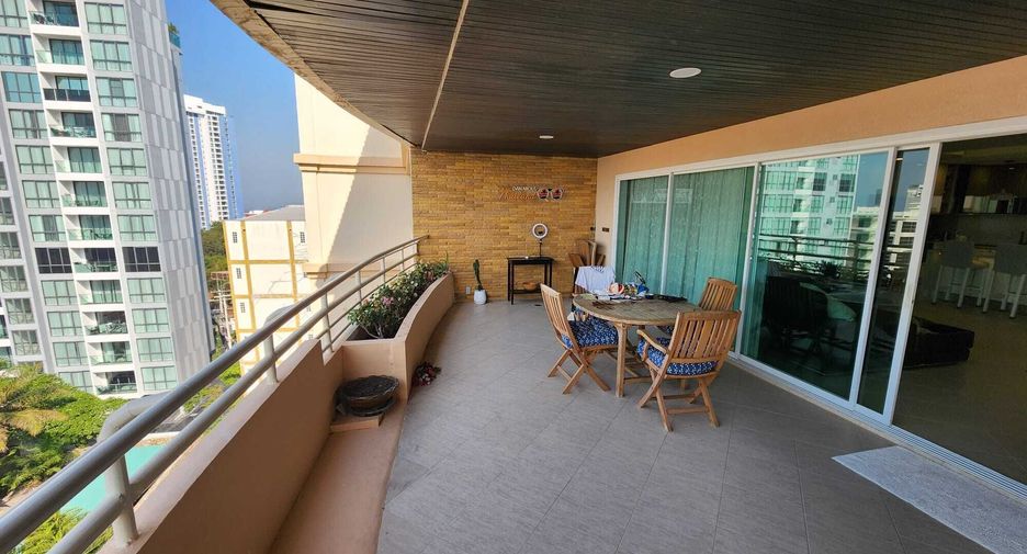 For sale 3 bedrooms condo in Bang Lamung, Chonburi